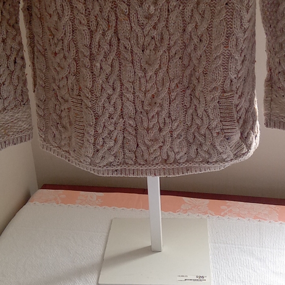 Aran Mor Sweater - Picture 3 of 14